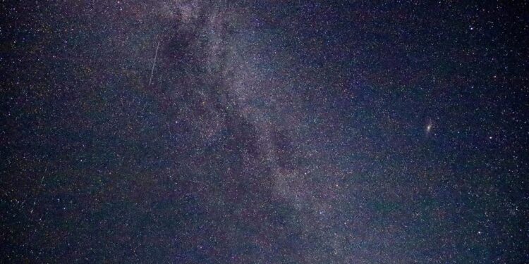 ”Perseidele”, spectacol meteoric vizibil fără instrumente speciale!