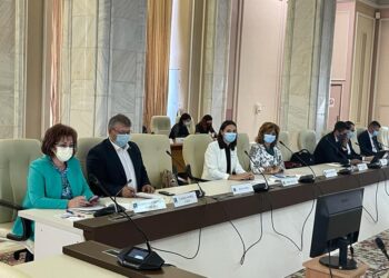 Deputata PNL Bacău, Cătălina Ciofu, coinițiator al unei legi care vizează personalul didactic auxiliar