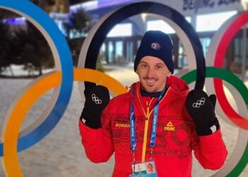 Un absolvent al Universității „Vasile Alecsandri” din Bacău a purtat drapelul României la Jocurile Olimpice de la Beijing