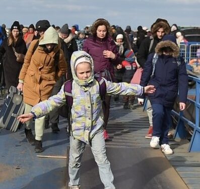 Peste 2000 de locuri de cazare pregătite pentru refugiații din Ucraina în județul Bacău!