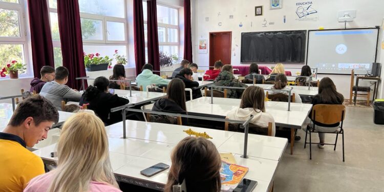 Workshop-ul „Descoperă UBc!” organizat de Universitatea „Vasile Alecsandri” din Bacău
