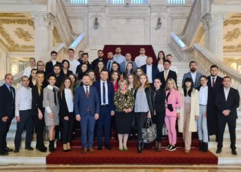 Mircea Fechet: În mandatul meu de președinte al PNL Bacău, tinerii vor fi ascultați, sprijiniți și promovați!