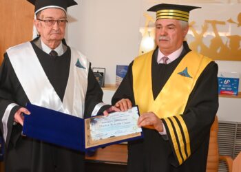 Universitatea „Vasile Alecsandri” din Bacău a decernat titlul de „Doctor Honoris Causa” domnului Academician Bogdan C. SIMIONESCU