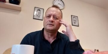 Buzatu a rămas cu buzele umflate. Dragoș Benea și-a ”alipit” și Vasluiul!
