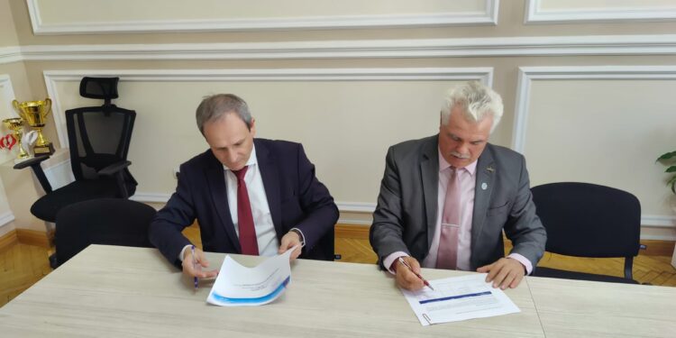 Noi direcții de colaborare între Universitatea „Vasile Alecsandri” din Bacău și Universitatea Tehnică a Moldovei