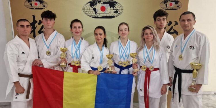 Ionuț Cășeru, campion mondial, elevii săi pe podium!