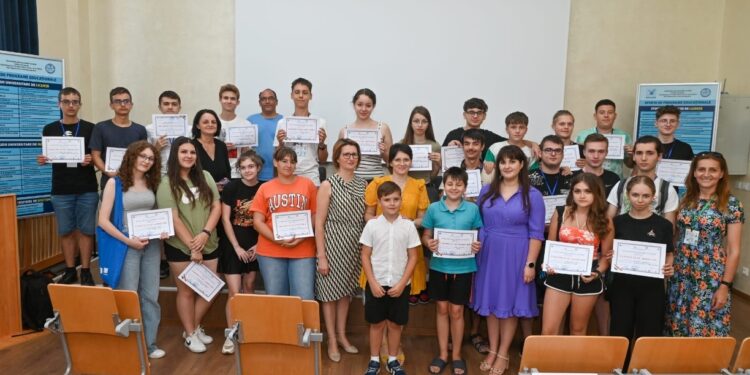 Școala de vară a  viitorului inginer la Universitatea „Vasile Alecsandri” din Bacău