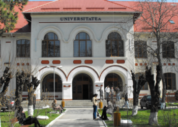 Începe admiterea de toamnă la Universitatea „Vasile Alecsandri” din Bacău