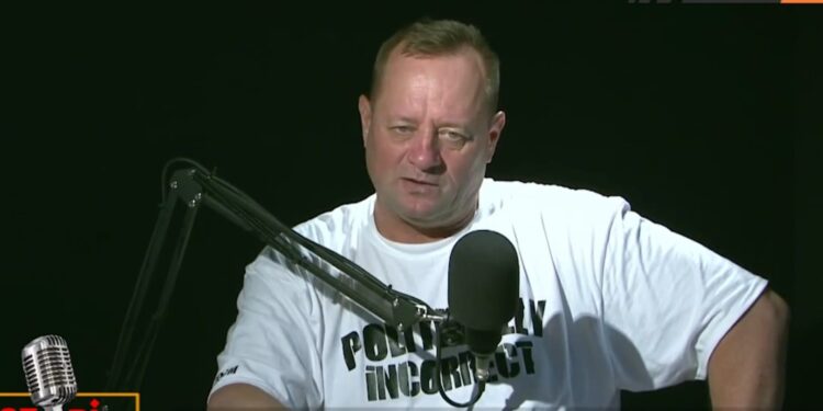 Ipocrizia în politică: ouăle lui Nelu Tătaru și milioanele oamenilor care se țin de cuvânt