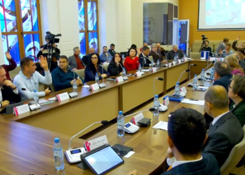 Cu abținerea PNL, Consiliul Județean Bacău și-a ales vicepreședinții!
