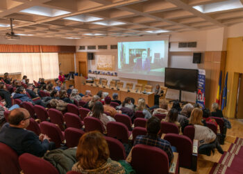 Prezentarea proiectului „EduShift în cadrul Conferinței Regionale „Educație de calitate prin parteneriate: Profilul profesorului și modele de bune practici”
