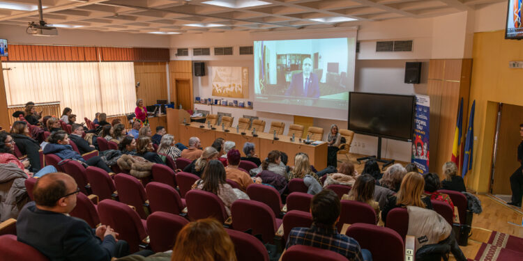 Prezentarea proiectului „EduShift în cadrul Conferinței Regionale „Educație de calitate prin parteneriate: Profilul profesorului și modele de bune practici”