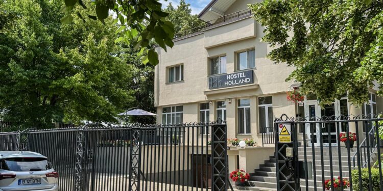 O noapte la Hostel Holland = terapie pentru un copil cu autism